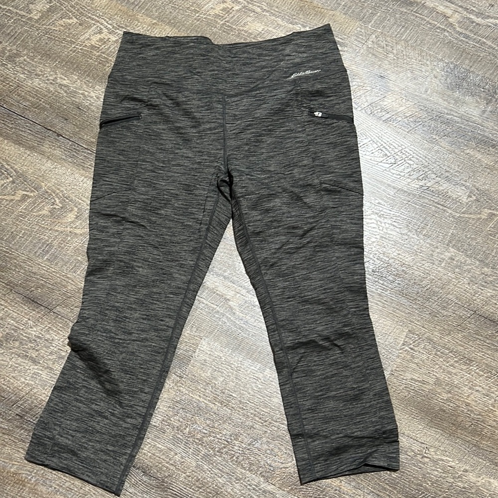 Eddie Bauer hiking capris medium